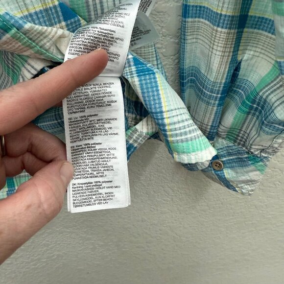 Marmot Plaid Long Sleeve Button Up Shirt w Pockets Womens size Medium - Picture 6 of 8